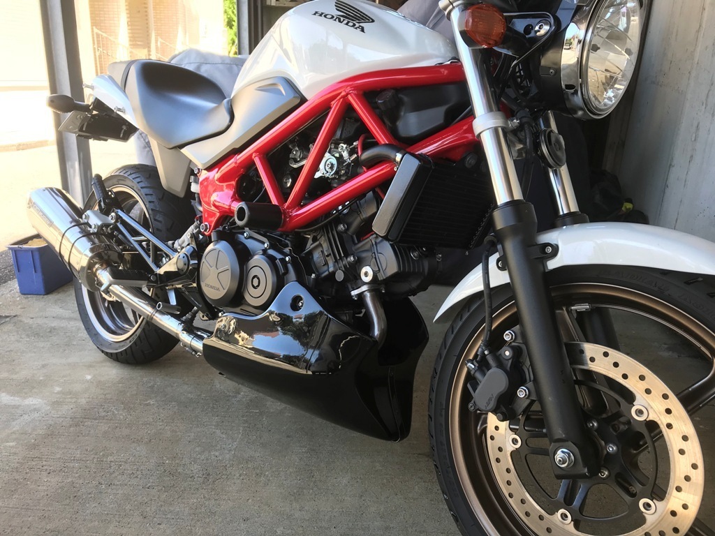 ホンダ(純正) VTR250 センターカウル 0SK-ZX-KFK07 のパーツ